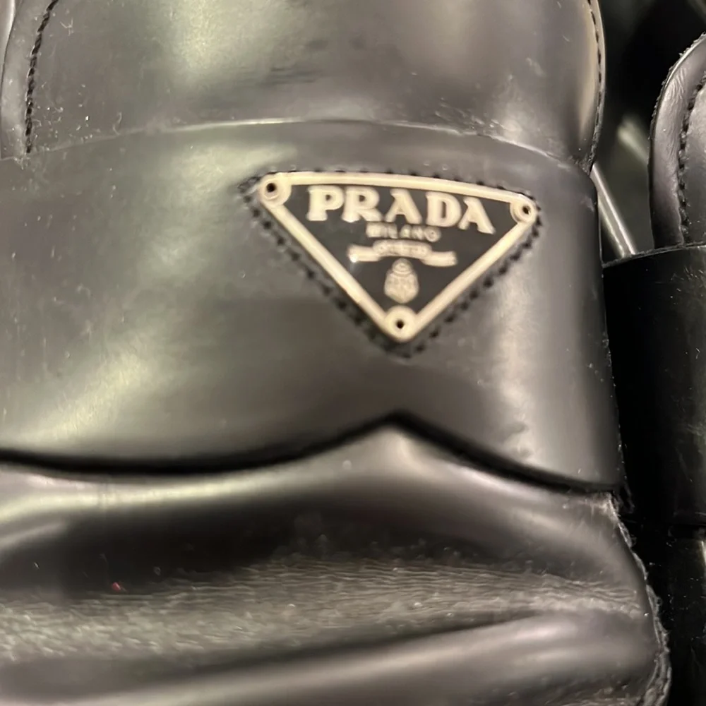 Prada Mens Black leather loafers triangle emblem 9.5 US 10.5 - Picture 6 of 6